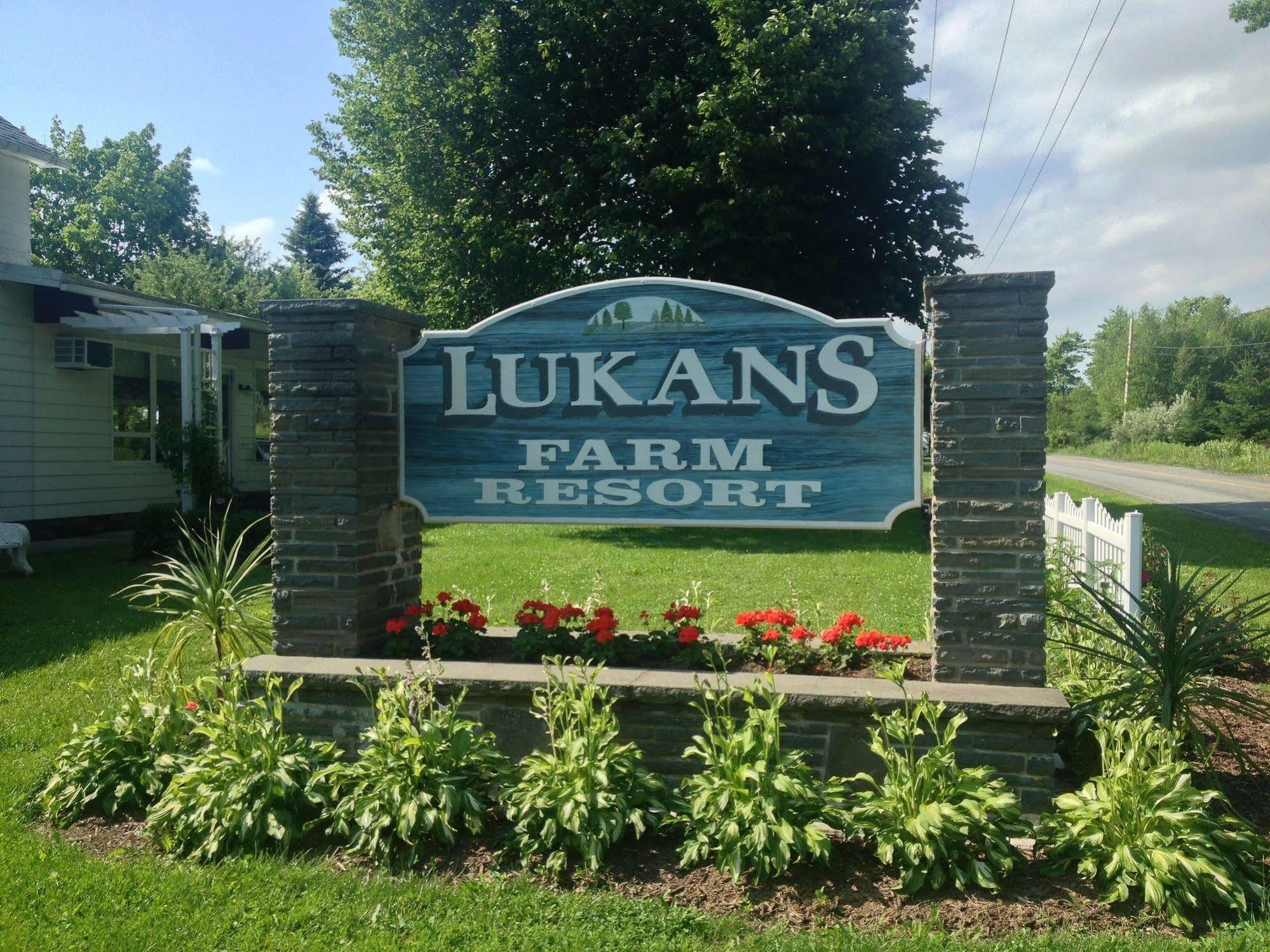 Lukans Farm Resort Hawley エクステリア 写真