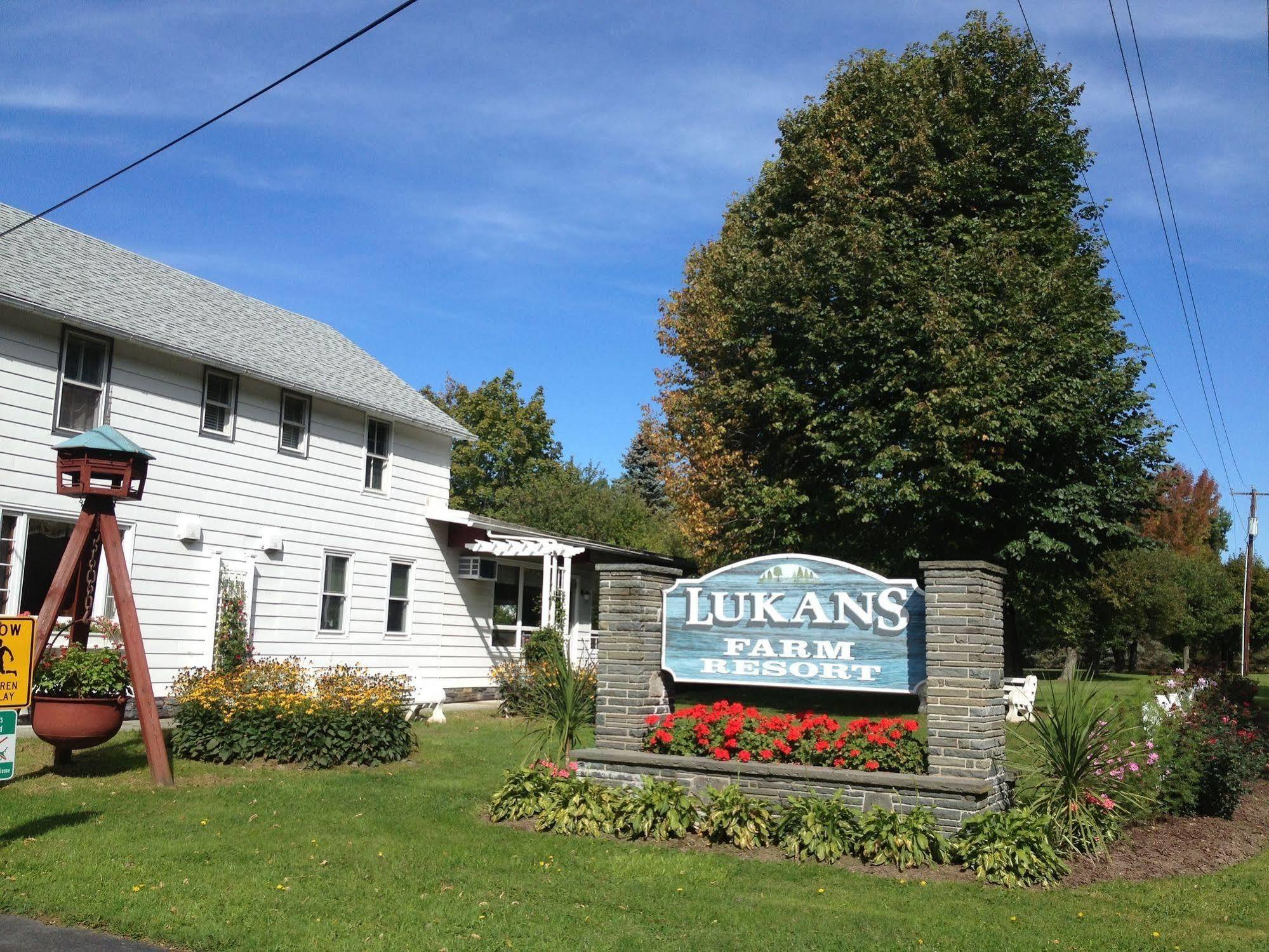 Lukans Farm Resort Hawley エクステリア 写真